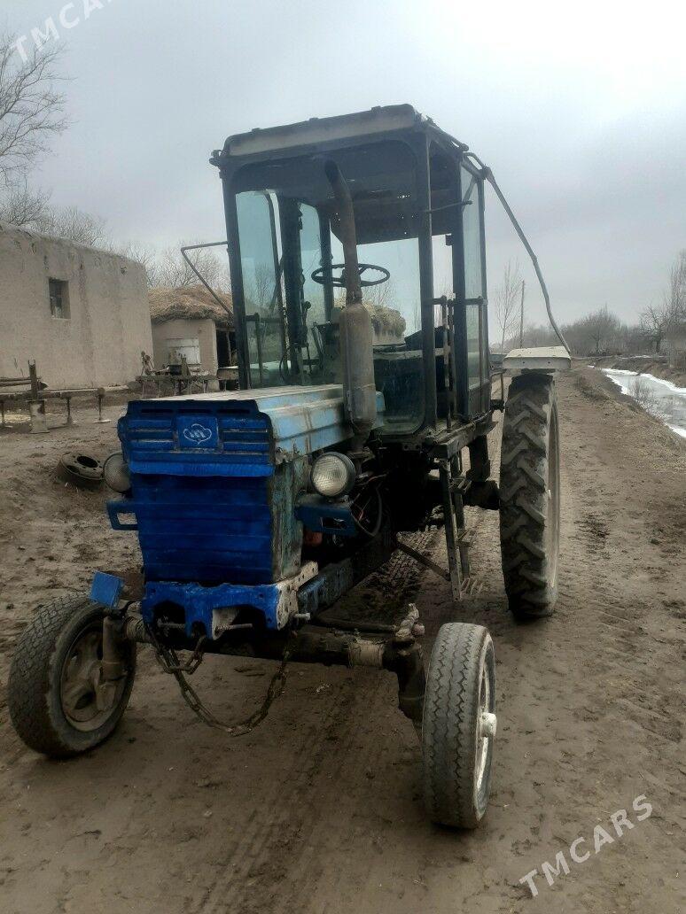 MTZ T-28 1996 - 15 000 TMT - Губадаг - img 2