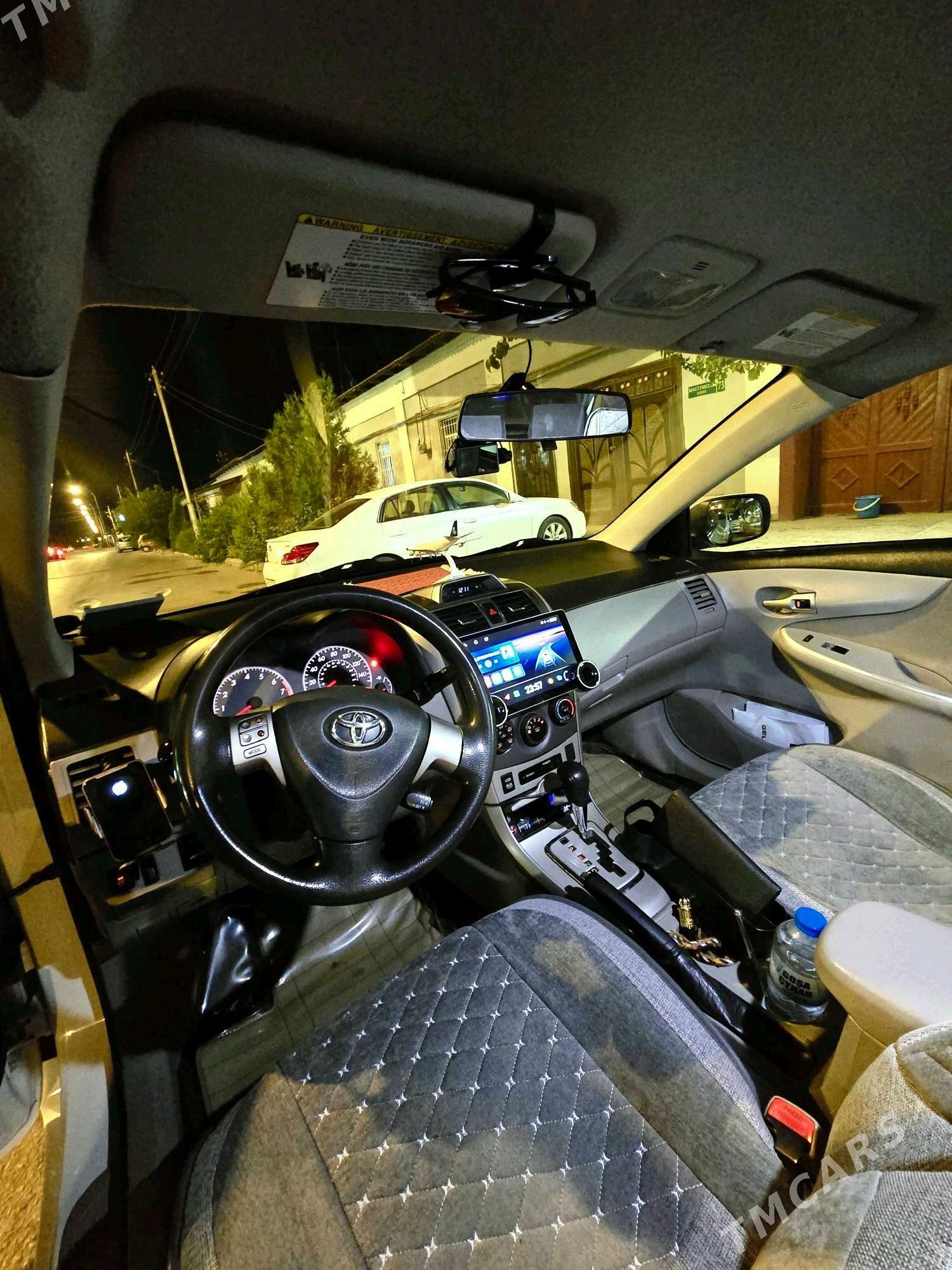 Toyota Corolla 2013 - 183 000 TMT - Дашогуз - img 4
