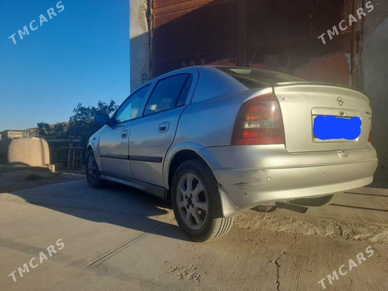 Opel Astra 2003 - 70 000 TMT - Дашогуз - img 3