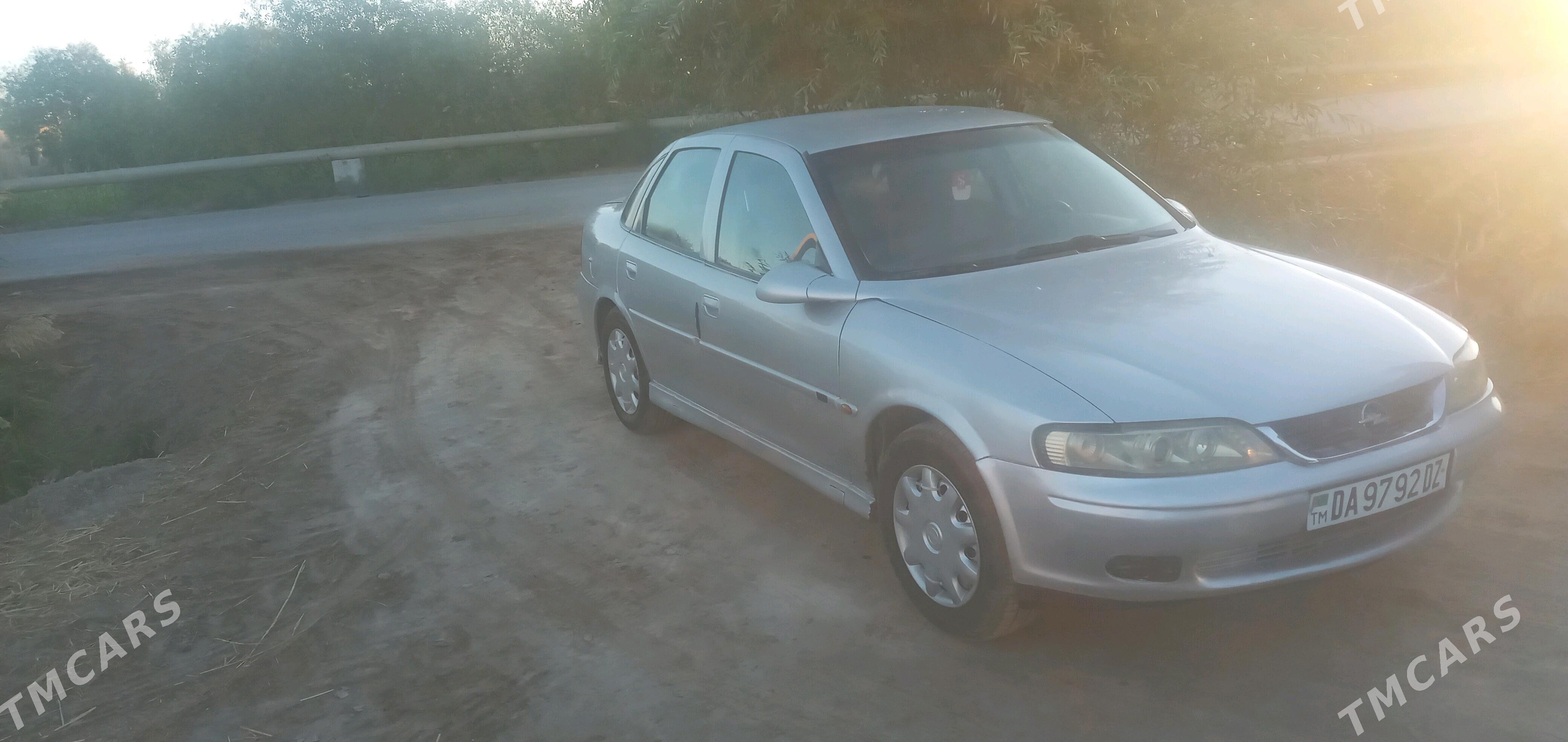 Opel Vectra 1999 - 60 000 TMT - Гурбансолтан Едже - img 2
