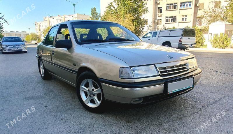 Opel Vectra 1990 - 50 000 TMT - Mary - img 1