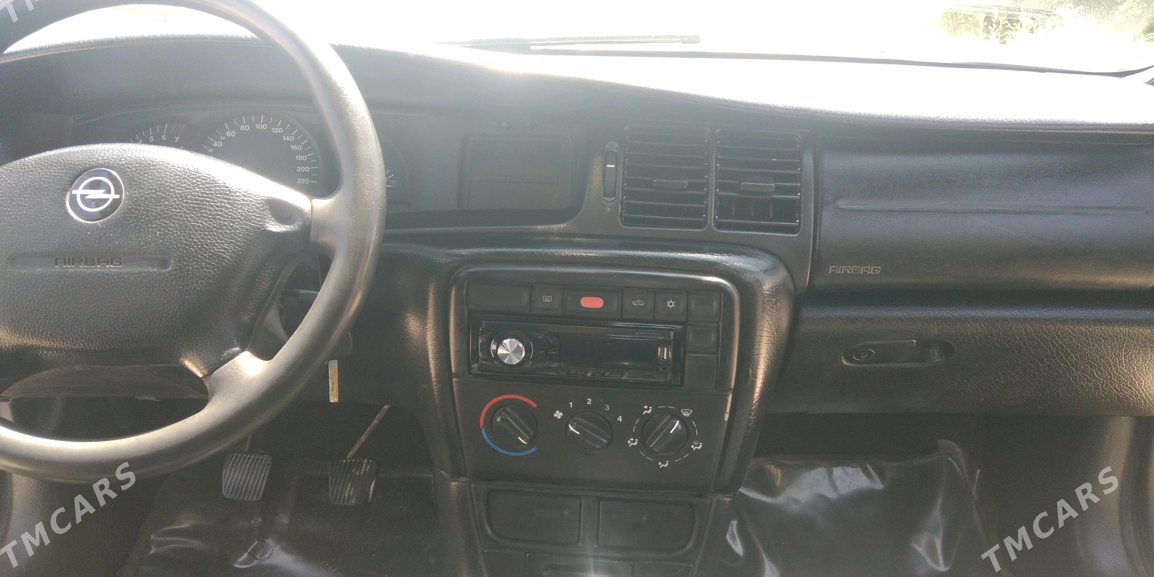 Opel Vectra 1998 - 42 000 TMT - Векильбазар - img 5
