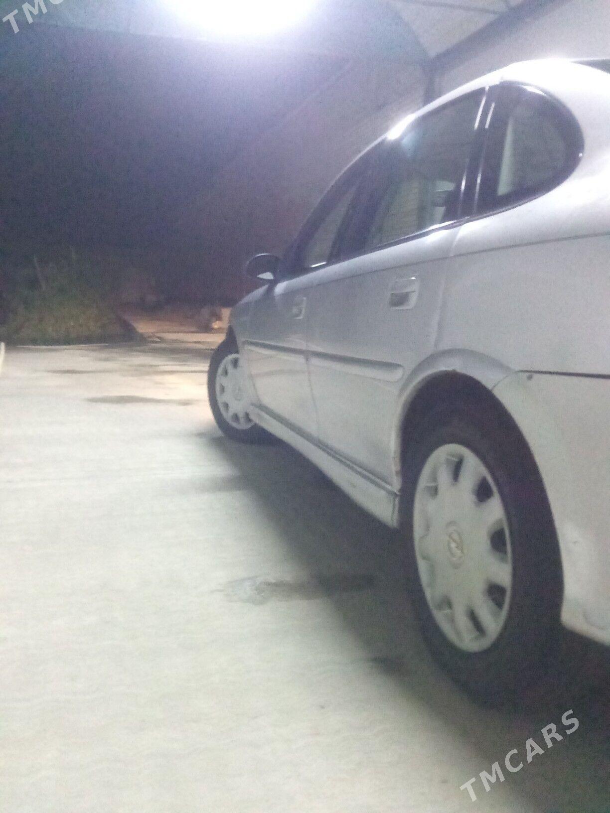 Opel Vectra 1999 - 70 000 TMT - Дашогуз - img 3