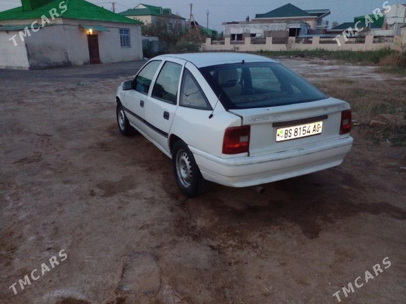 Opel Vectra 1989 - 28 000 TMT - Ашхабад - img 4