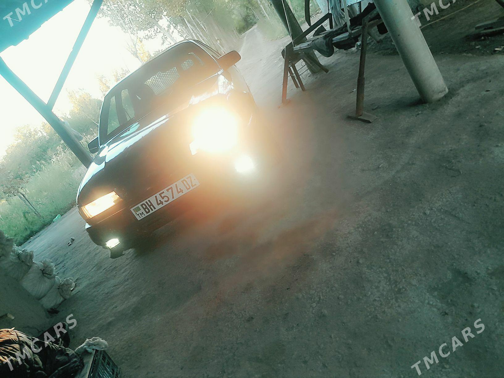 Opel Vectra 1991 - 22 000 TMT - Гурбансолтан Едже - img 1