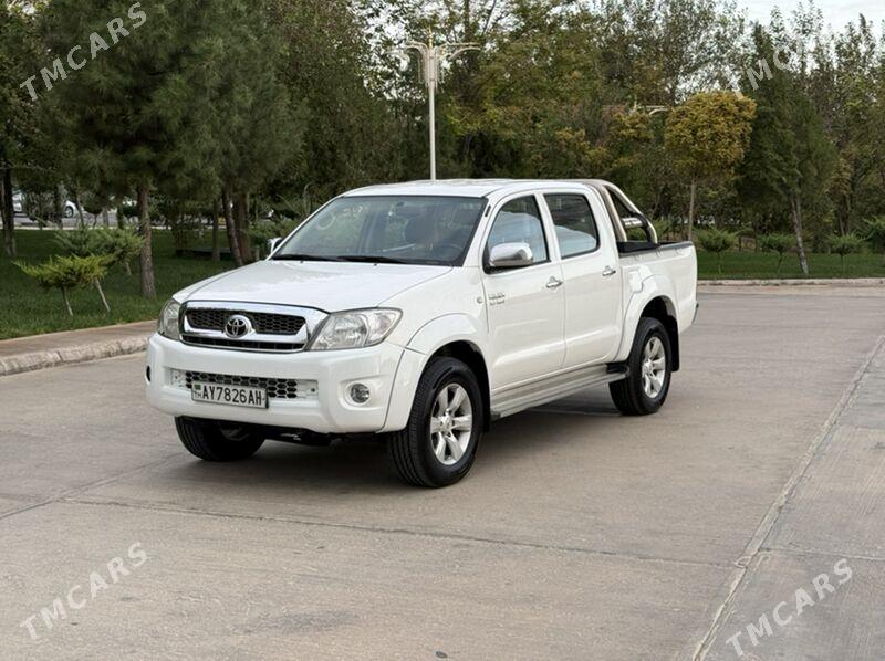 Toyota Hilux 2011 - 286 000 TMT - Aşgabat - img 2