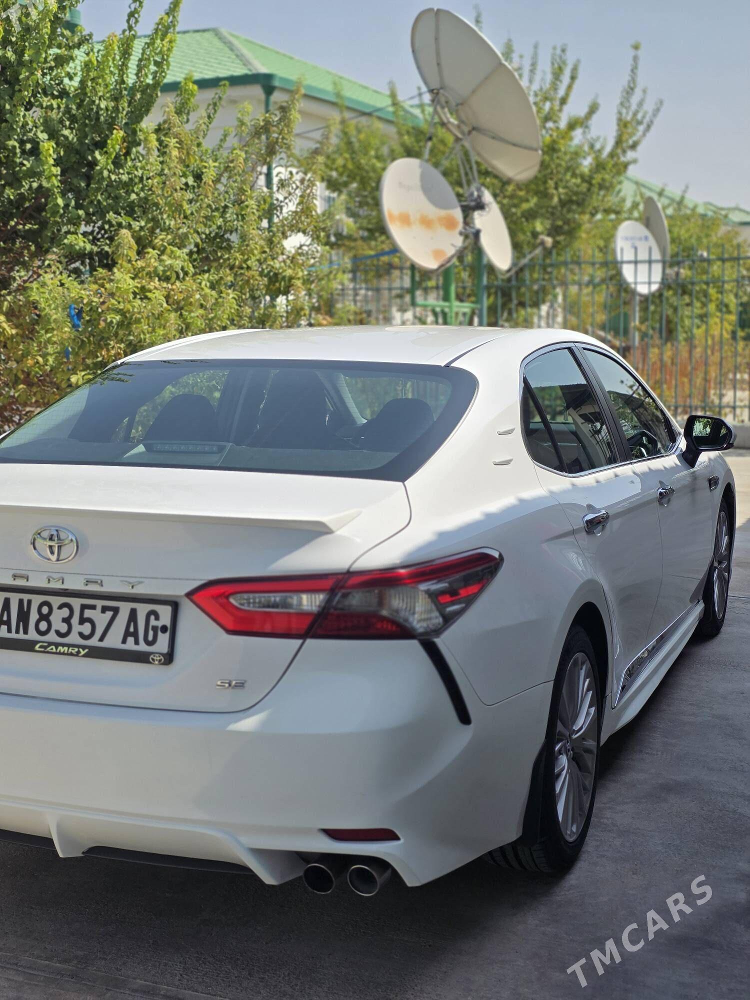 Toyota Camry 2018 - 335 000 TMT - Aşgabat - img 4