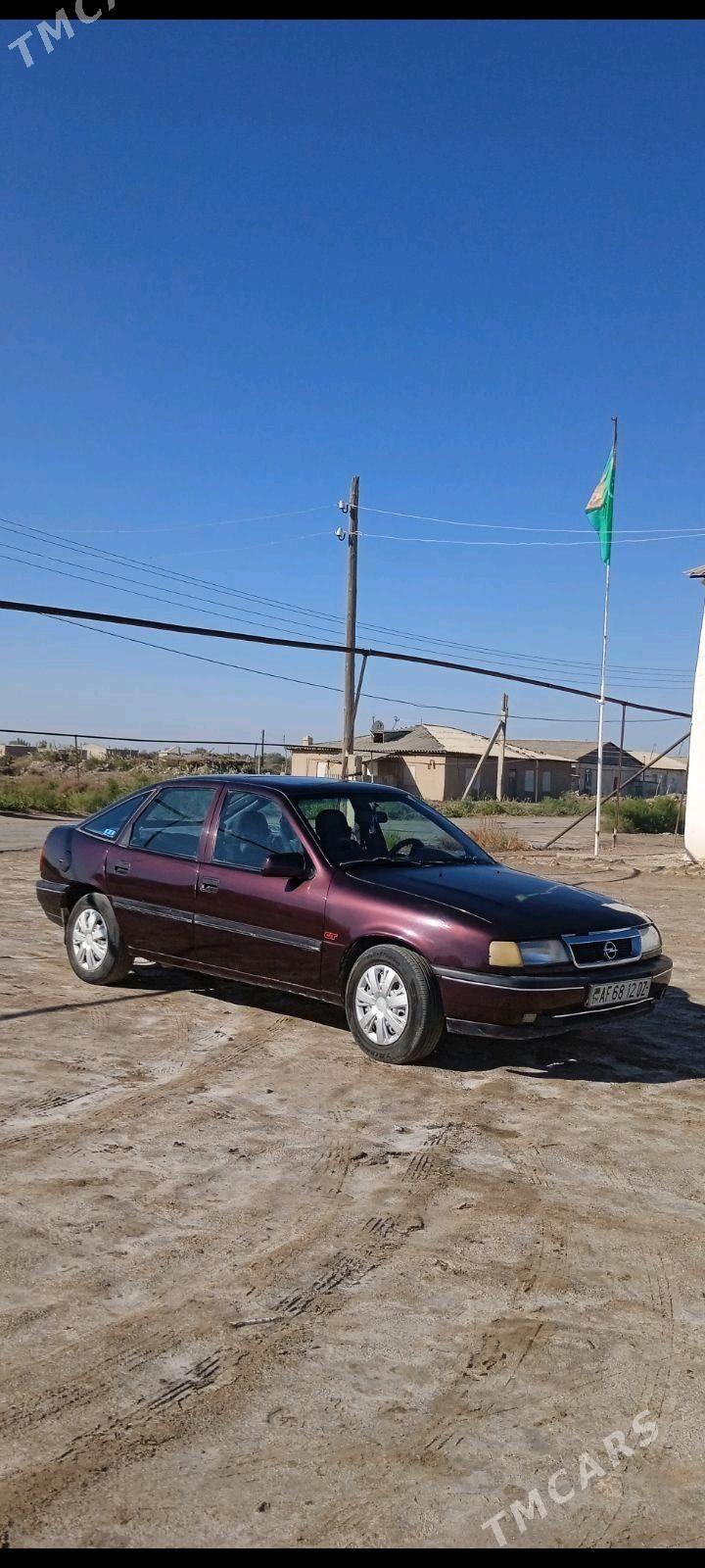 Opel Vectra 1992 - 25 000 TMT - Boldumsaz - img 3