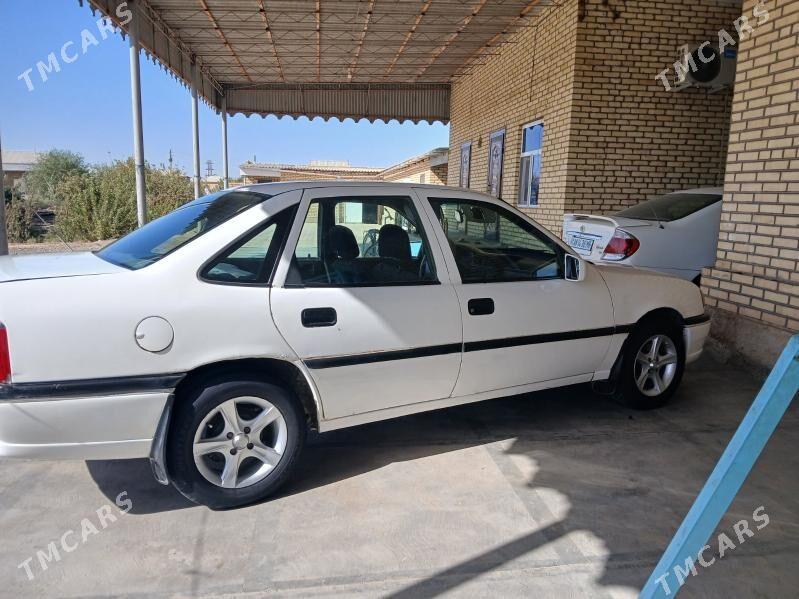 Opel Vectra 1993 - 35 000 TMT - Байрамали - img 4