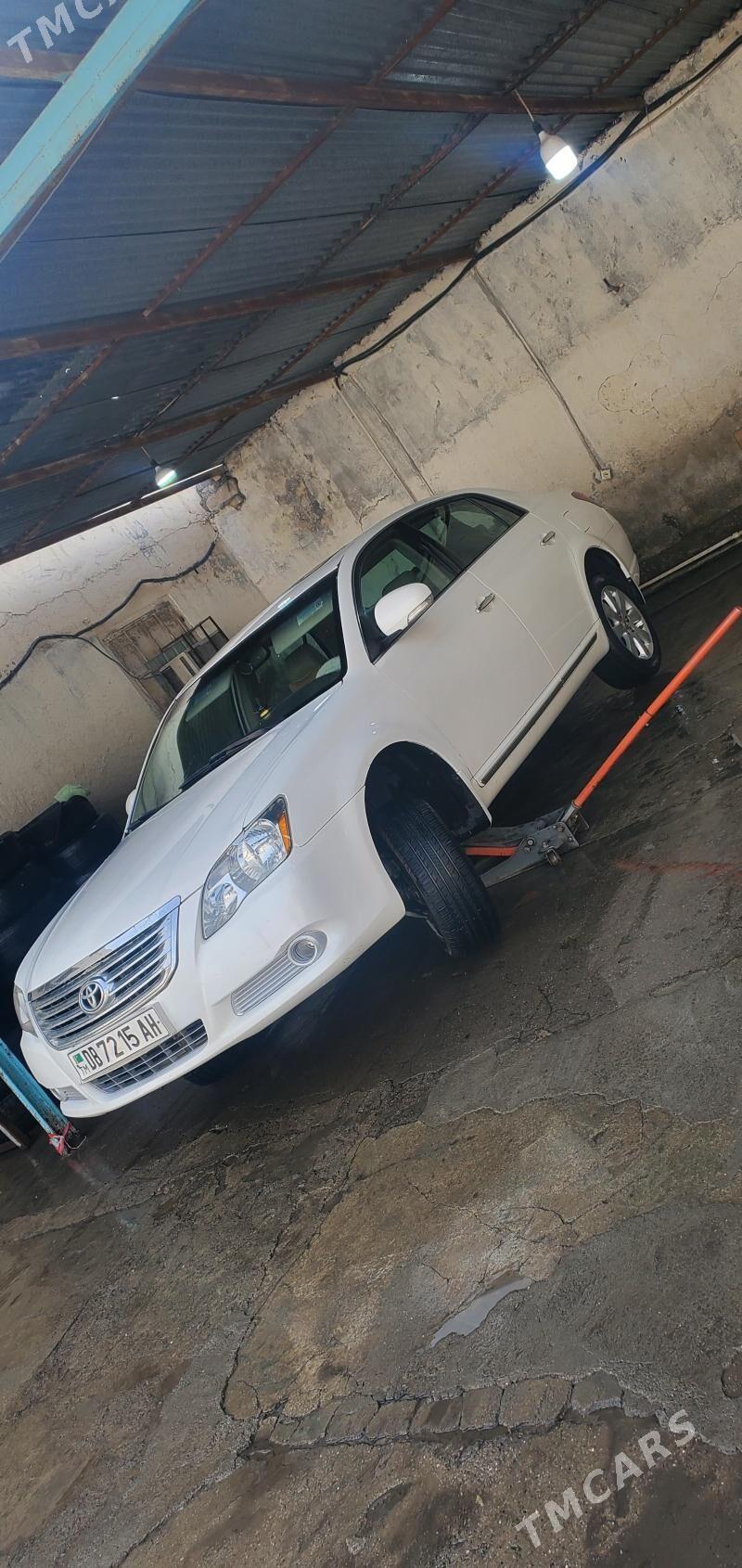 Toyota Avalon 2005 - 190 000 TMT - Бабадайхан - img 4