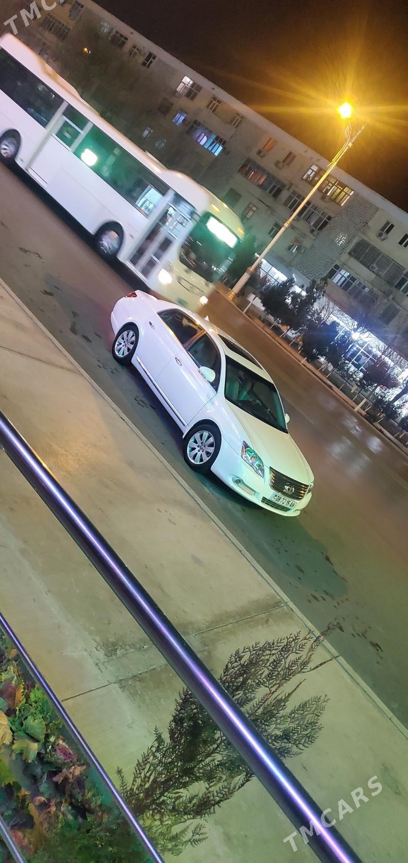 Toyota Avalon 2005 - 190 000 TMT - Бабадайхан - img 3