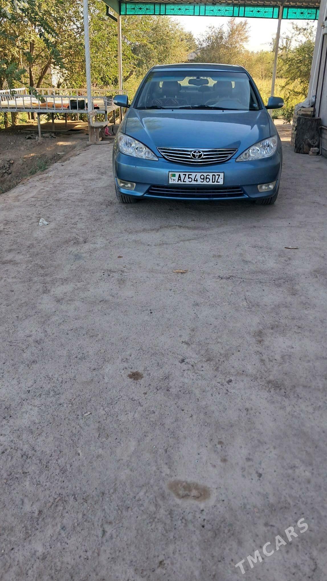 Toyota Camry 2003 - 190 000 TMT - Дашогуз - img 3