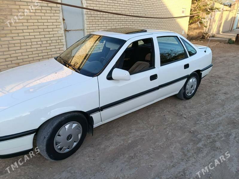 Opel Vectra 1992 - 42 000 TMT - Mary - img 5