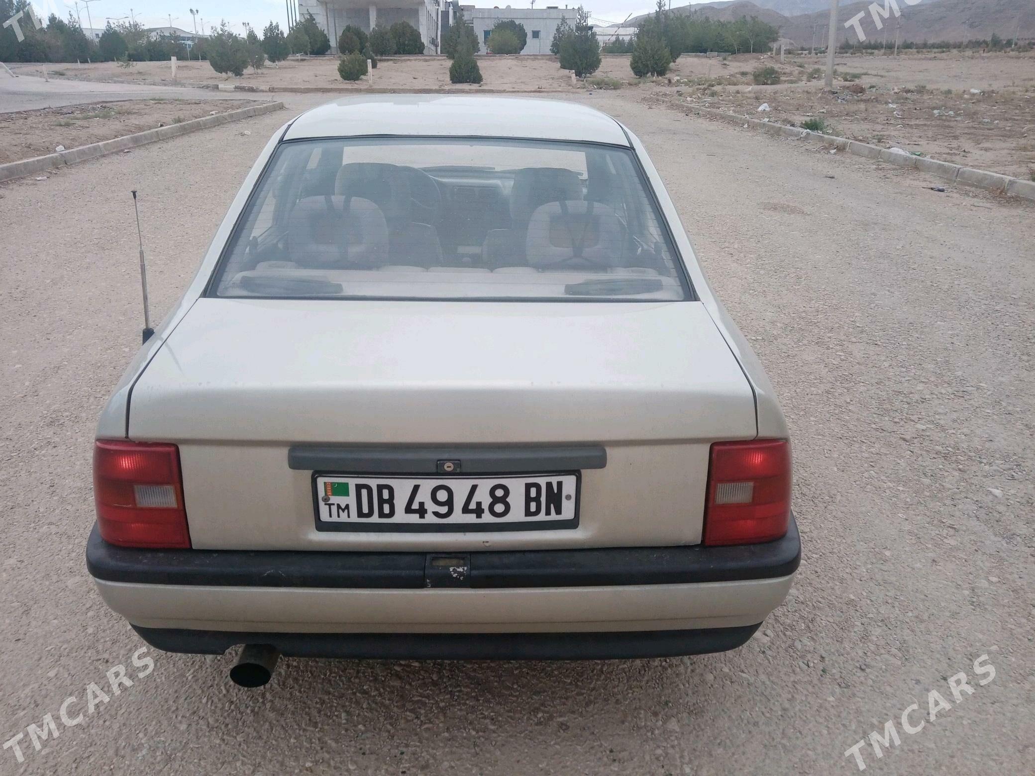 Opel Vectra 1990 - 38 000 TMT - Balkanabat - img 2