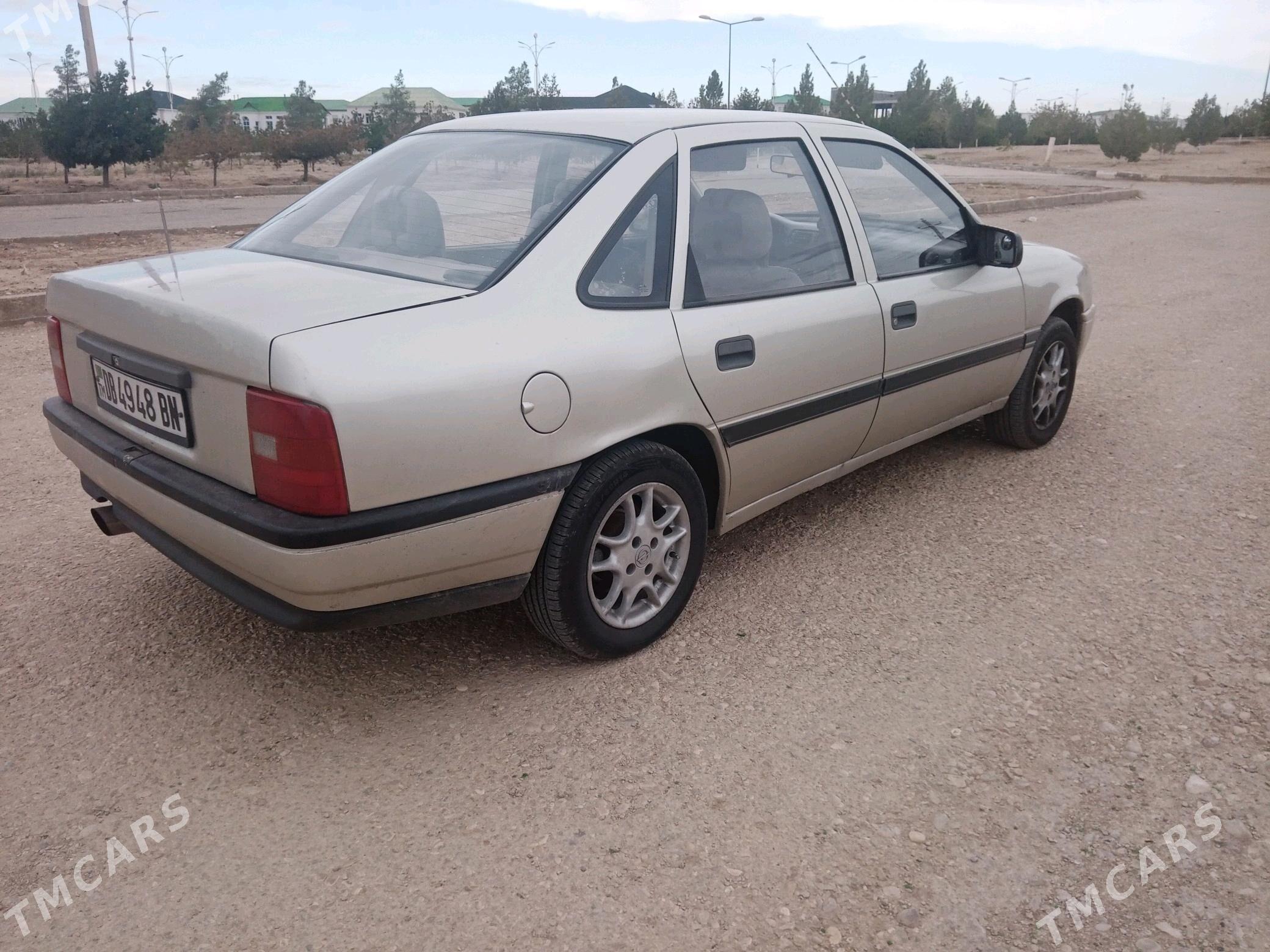 Opel Vectra 1990 - 38 000 TMT - Balkanabat - img 3