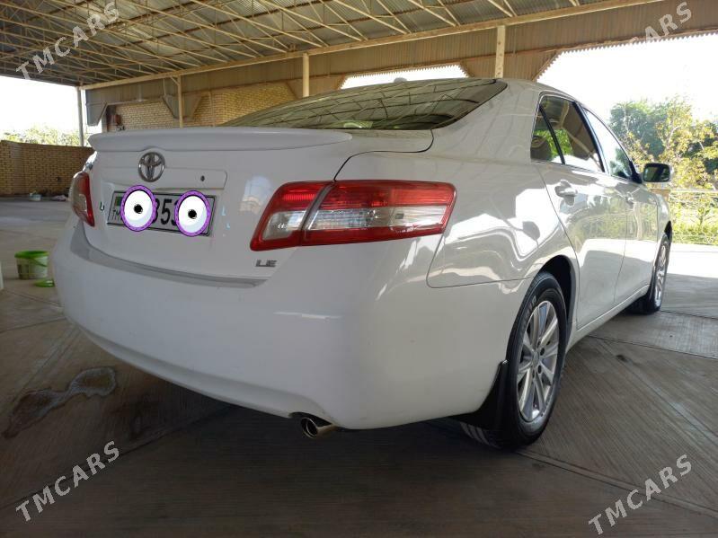 Toyota Camry 2010 - 200 000 TMT - Мары - img 4