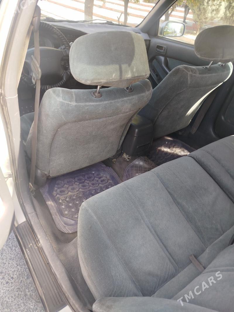 Toyota Camry 1993 - 98 000 TMT - Mary - img 3