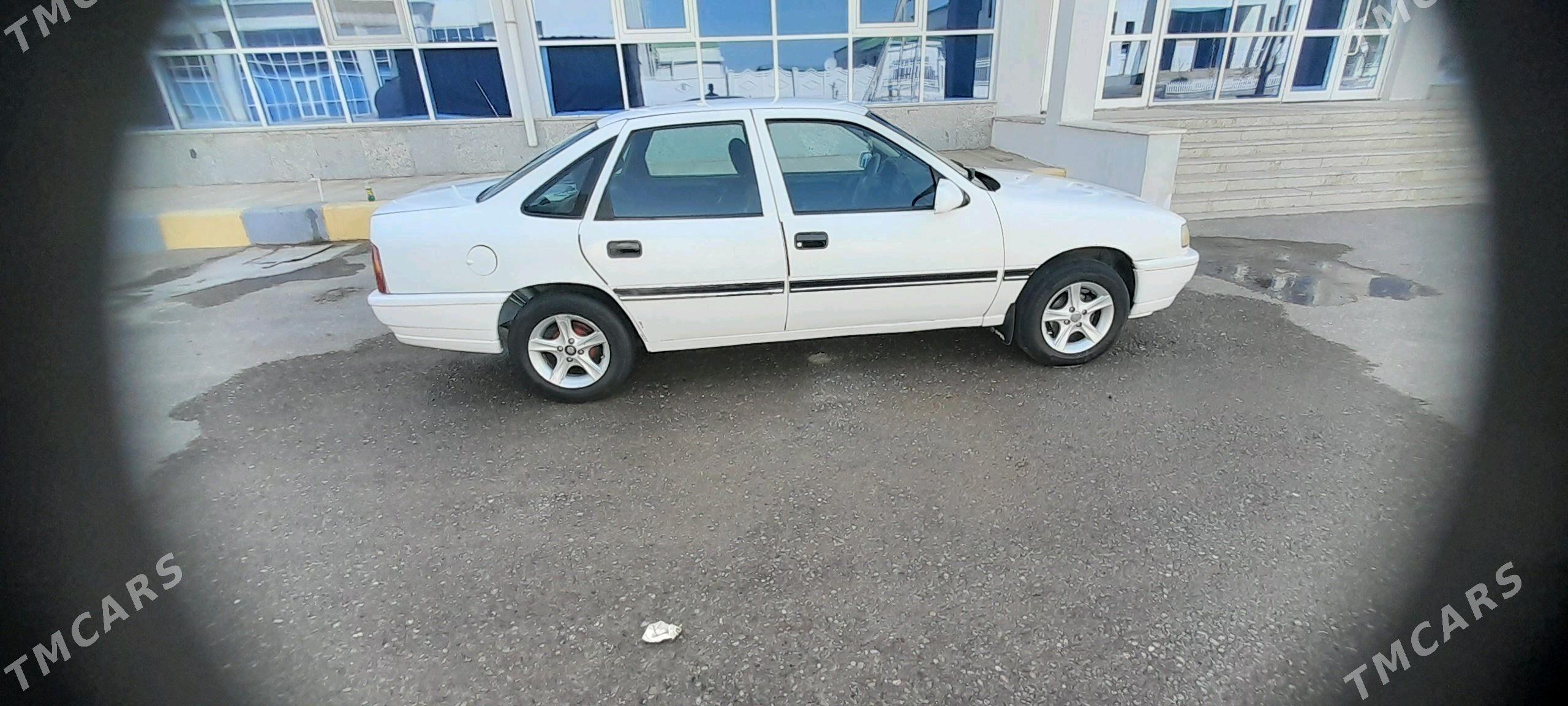 Opel Vectra 1990 - 32 000 TMT - Анев - img 3