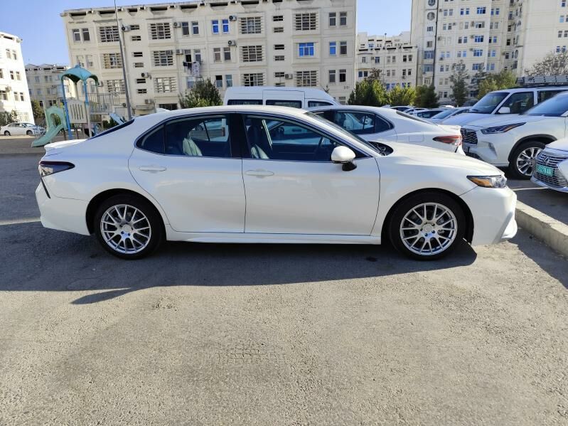 Toyota Camry 2022 - 295 000 TMT - Aşgabat - img 5