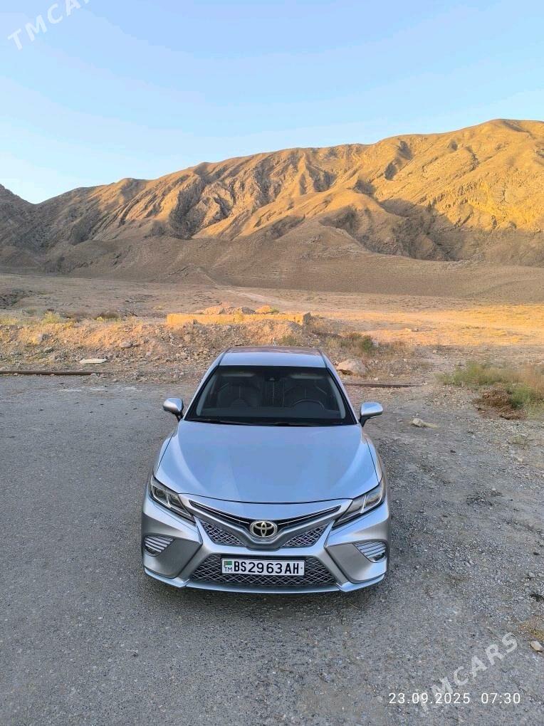 Toyota Camry 2019 - 318 000 TMT - Bäherden - img 3