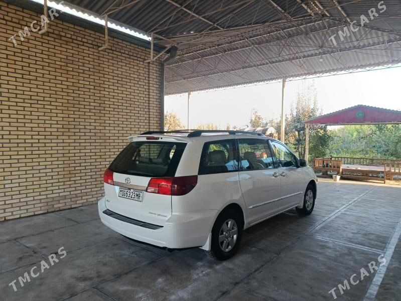 Toyota Sienna 2004 - 250 000 TMT - Мургап - img 3
