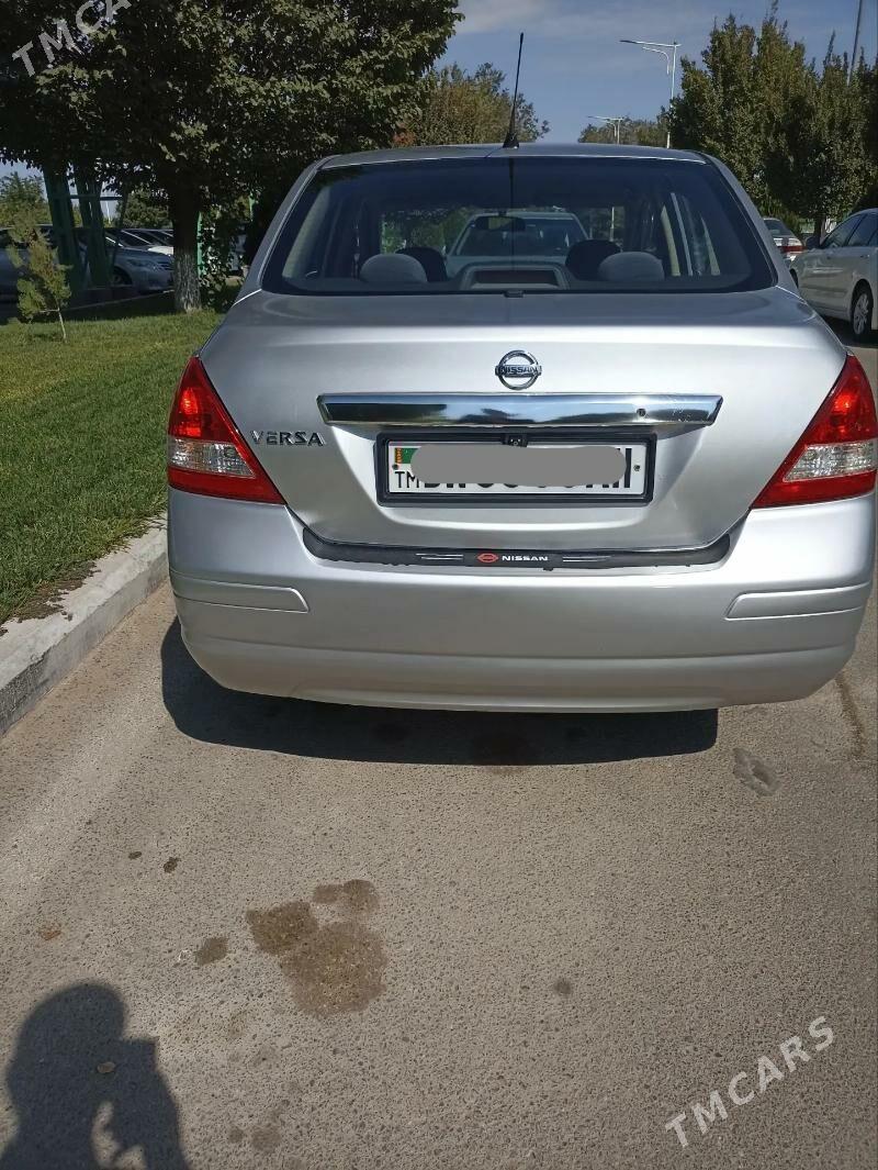 Nissan Versa 2010 - 128 000 TMT - Ýaşlyk - img 2