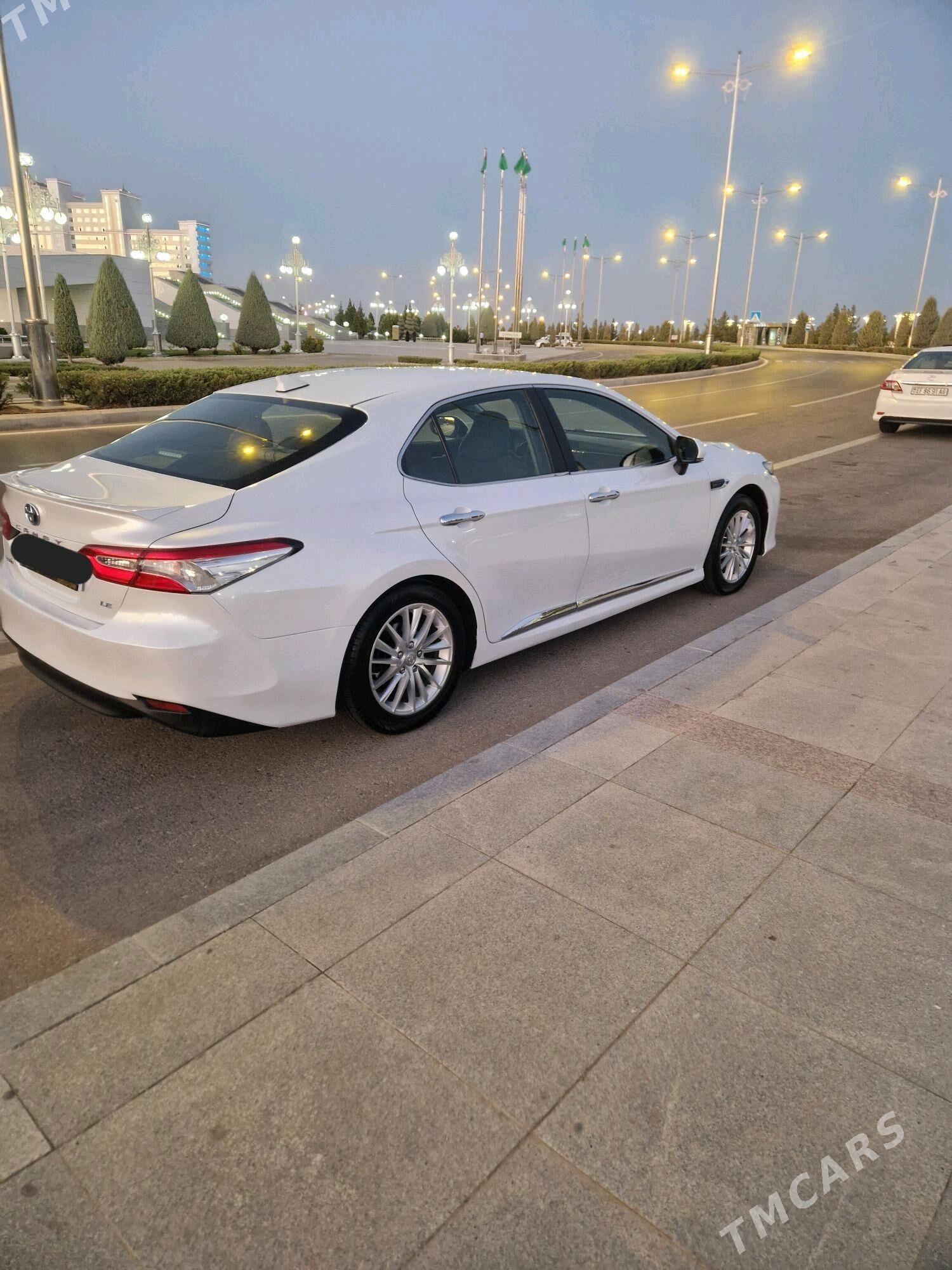 Toyota Camry Hybrid 2020 - 244 000 TMT - Aşgabat - img 4