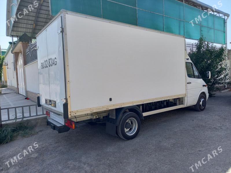 Mercedes-Benz Sprinter 2500 2003 - 360 000 TMT - Чоганлы - img 3