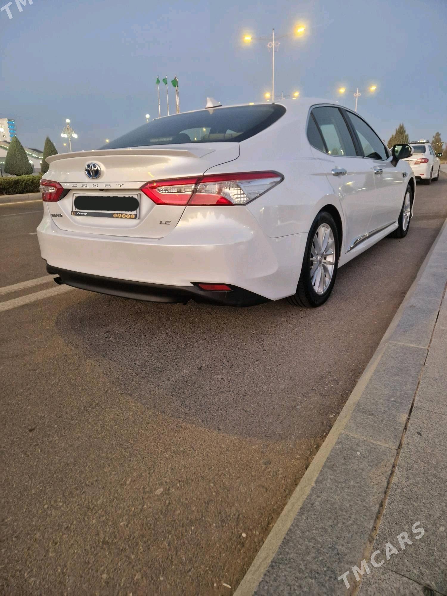 Toyota Camry Hybrid 2020 - 244 000 TMT - Aşgabat - img 5