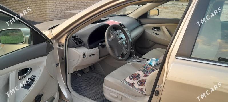 Toyota Camry 2007 - 155 000 TMT - Саят - img 3