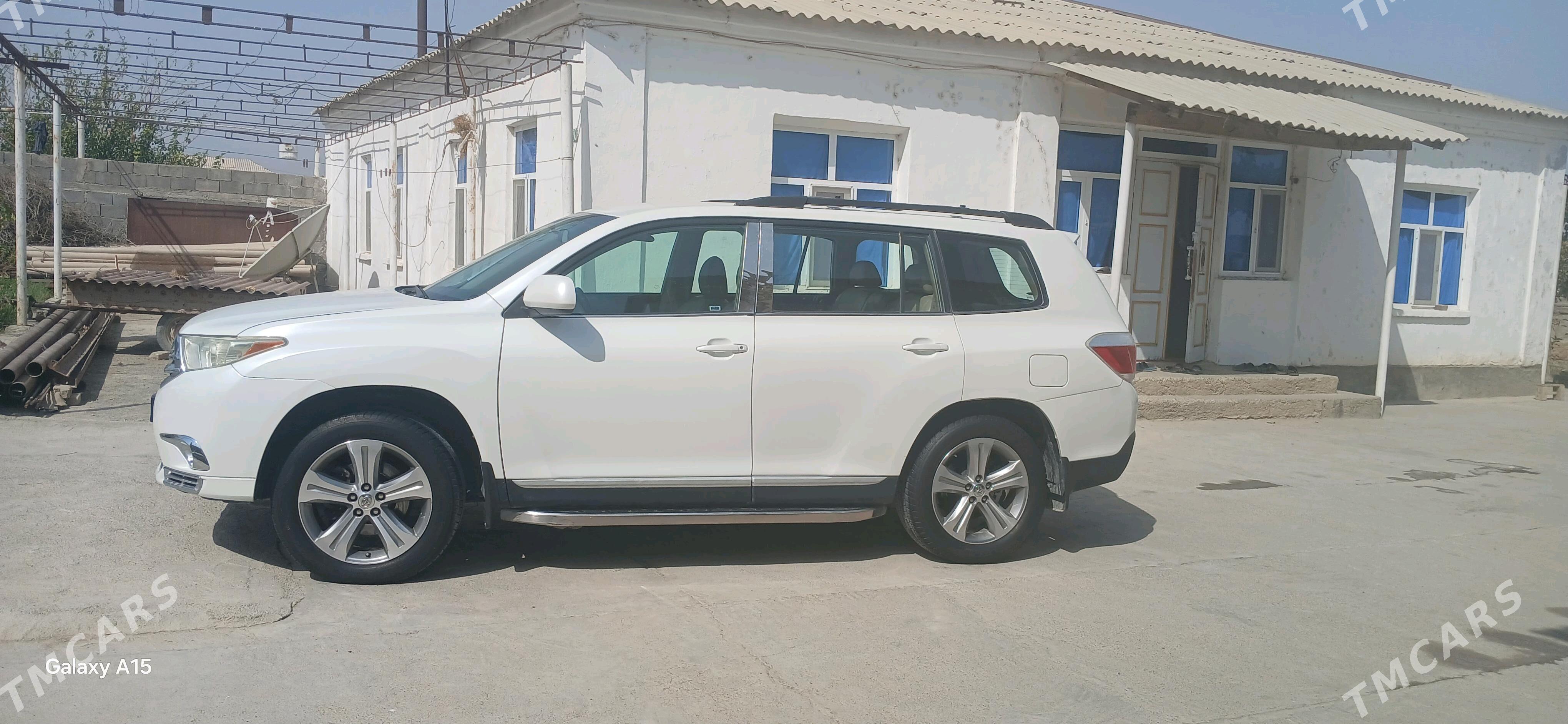 Toyota Highlander 2010 - 330 000 TMT - Гёкдепе - img 2