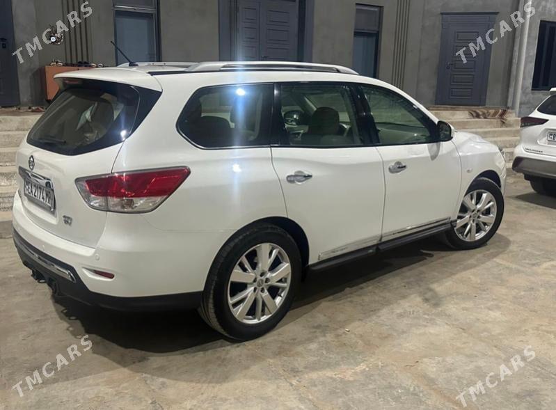 Nissan Pathfinder 2013 - 295 000 TMT - Мары - img 3