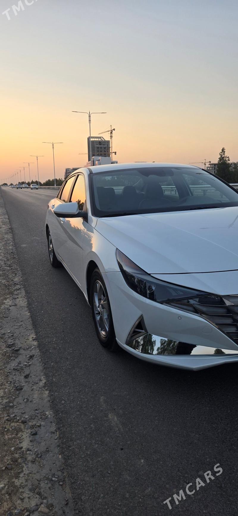 Hyundai Elantra 2021 - 240 000 TMT - Ашхабад - img 2