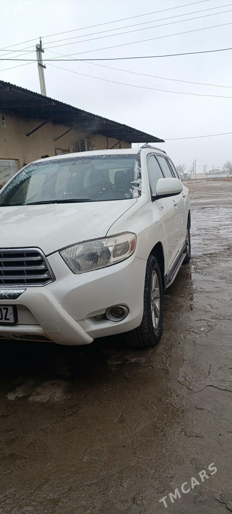 Toyota Highlander 2010 - 300 000 TMT - Дашогуз - img 3