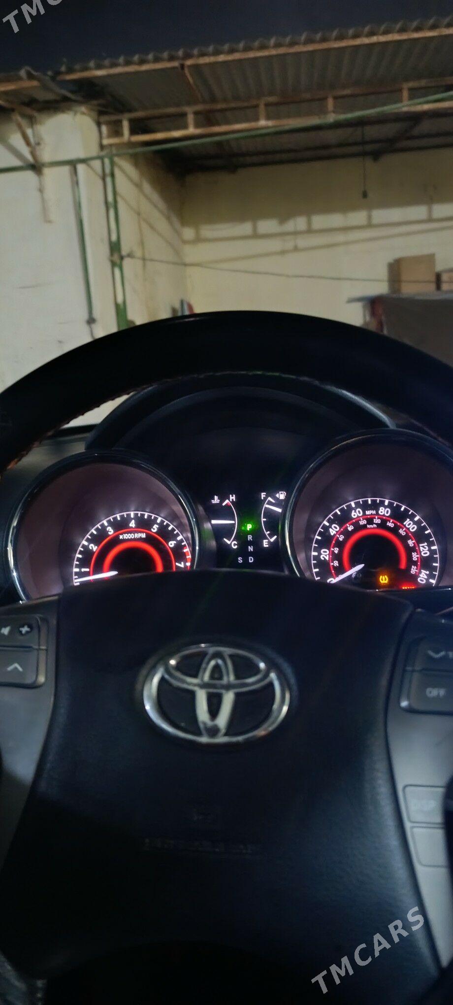 Toyota Highlander 2010 - 300 000 TMT - Дашогуз - img 2