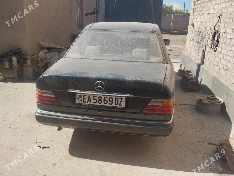 Mercedes-Benz 230E 1994 - 10 000 TMT - Кёнеургенч - img 5