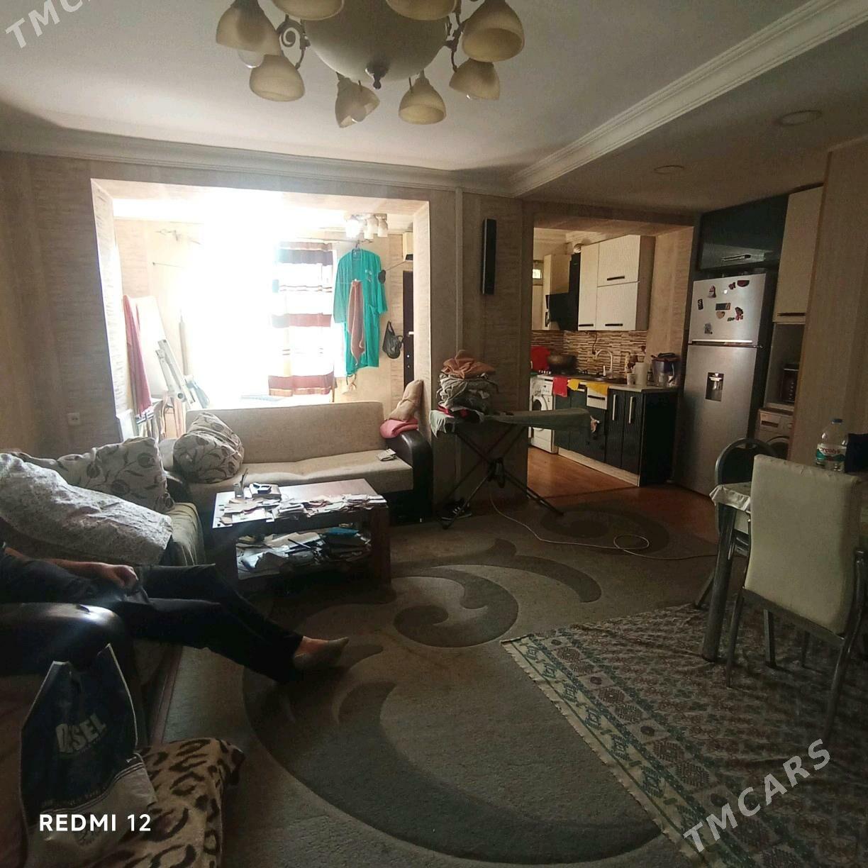 Продаю 3 мкр 1 этаж 3 комнаты - Aşgabat - img 7