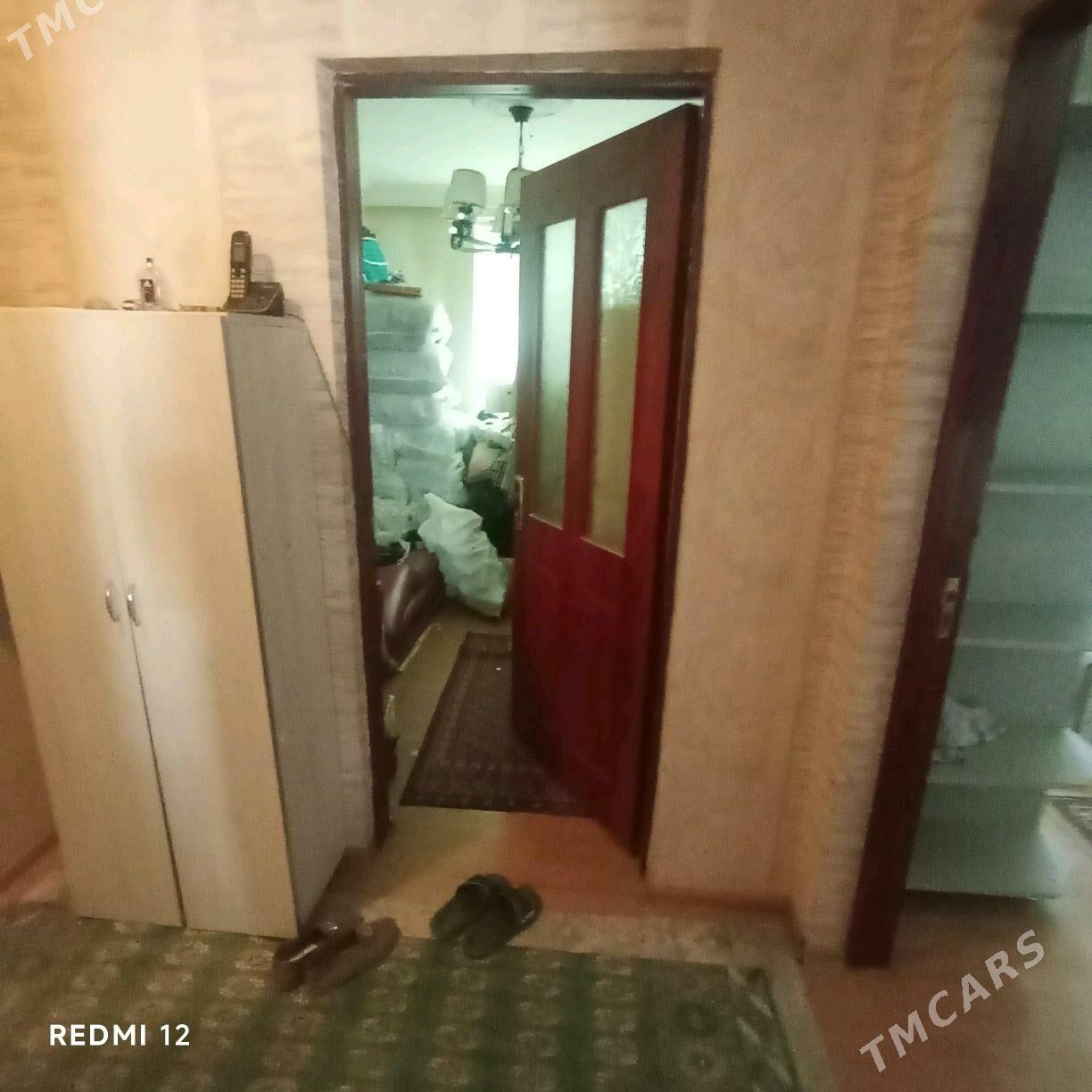 Продаю 3 мкр 1 этаж 3 комнаты - Aşgabat - img 9
