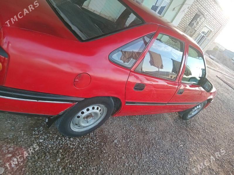 Opel Vectra 1990 - 20 000 TMT - Мургап - img 3