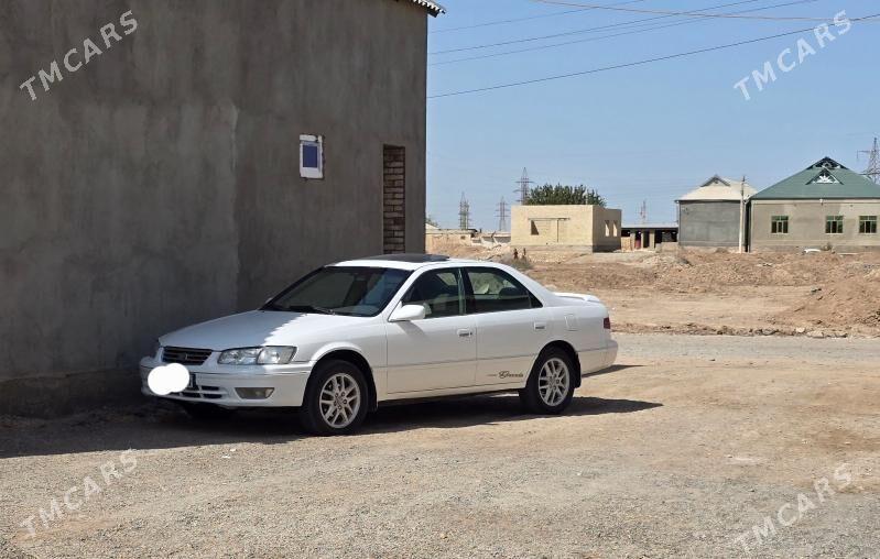 Toyota Camry 1999 - 150 000 TMT - Теджен - img 8