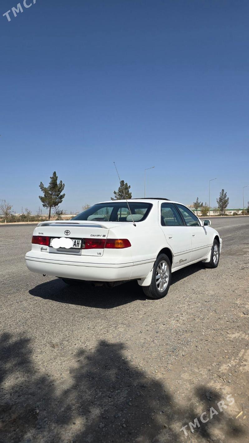Toyota Camry 1999 - 150 000 TMT - Теджен - img 3
