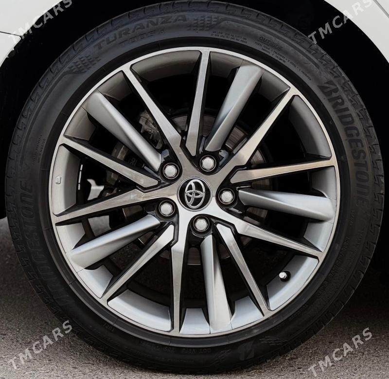 Toyota Camry 2019 - 377 000 TMT - Aşgabat - img 10