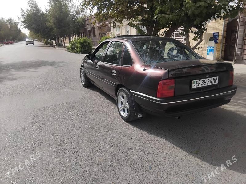 Opel Vectra 1992 - 48 000 TMT - Mary - img 2
