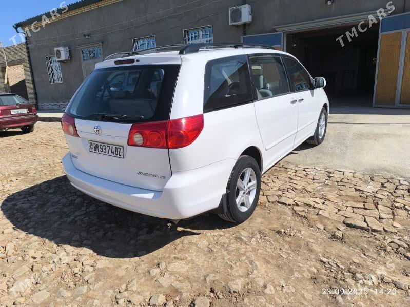 Toyota Sienna 2008 - 250 000 TMT - Gurbansoltan Eje - img 6