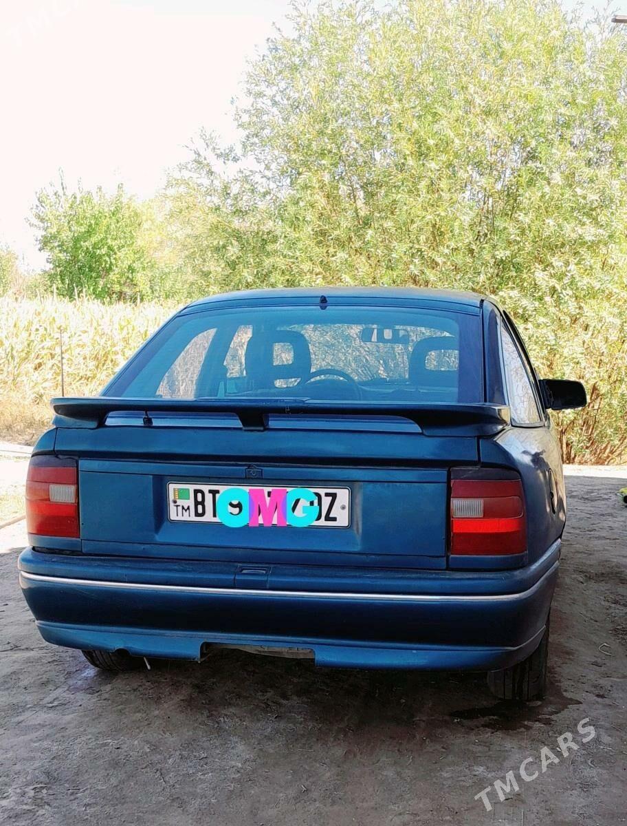 Opel Vectra 1992 - 30 000 TMT - Gubadag - img 4