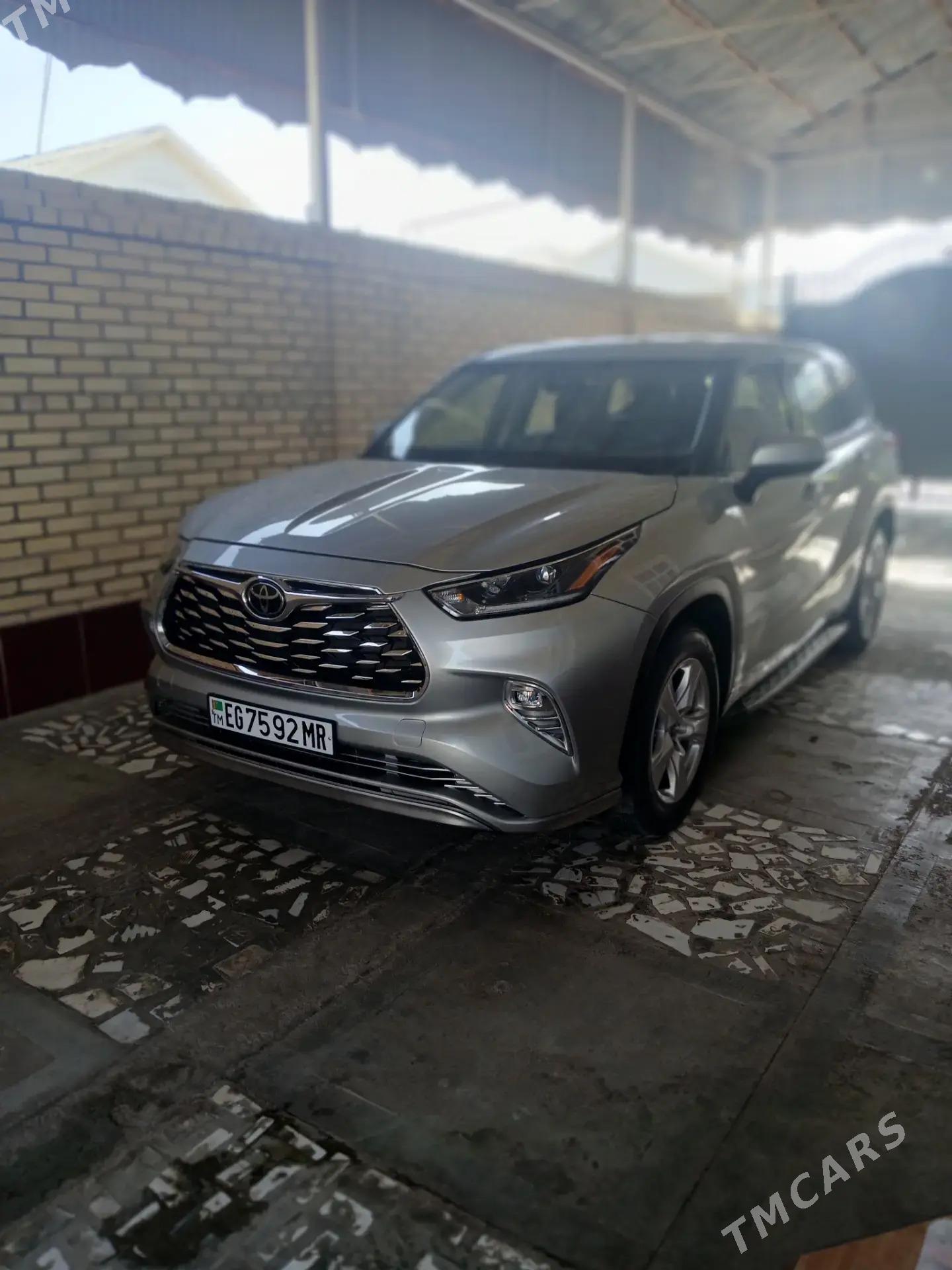 Toyota Highlander 2021 - 520 000 TMT - Baýramaly - img 3