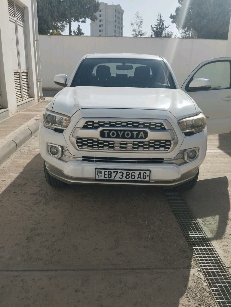 Toyota Tacoma 2017 - 400 000 TMT - Ашхабад - img 3