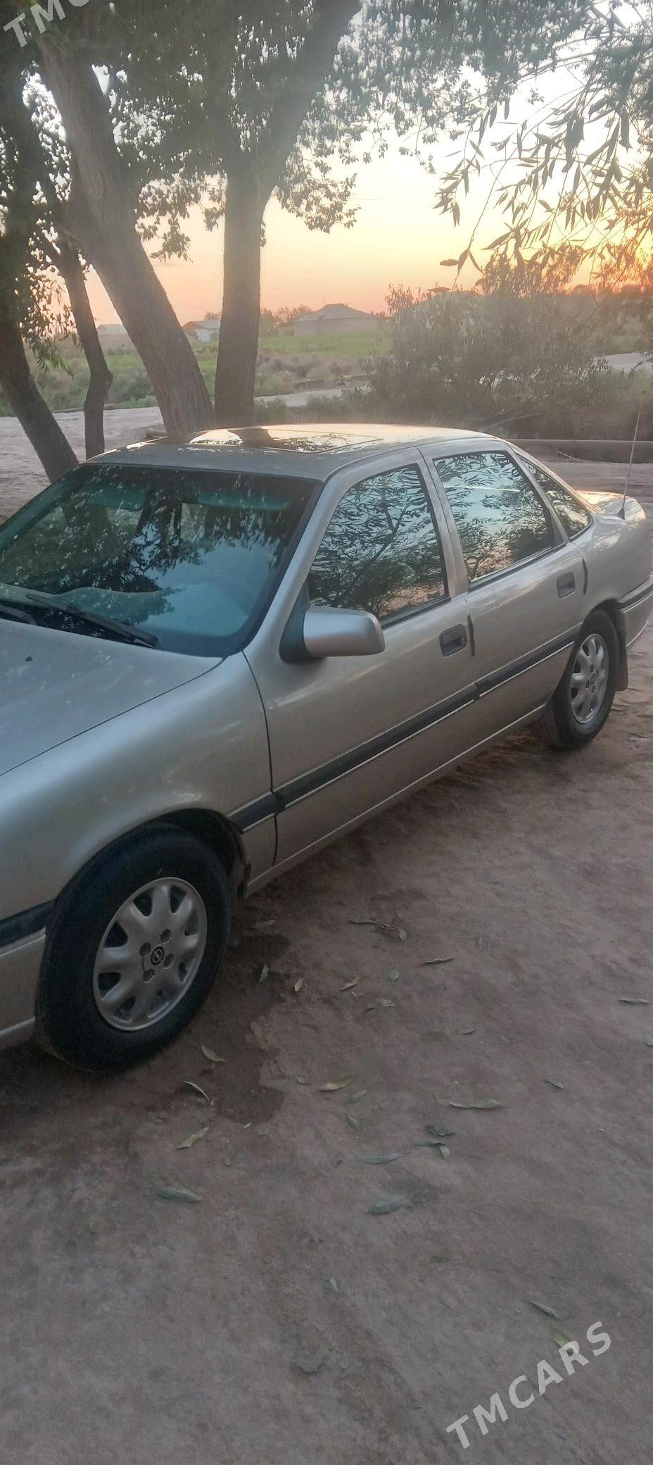 Opel Vectra 1993 - 45 000 TMT - Акдепе - img 3