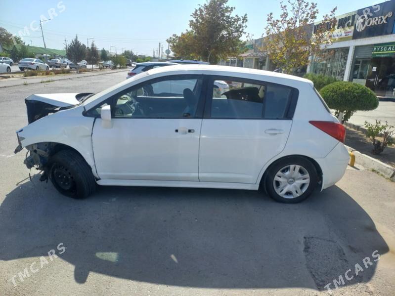 Nissan Versa 2010 - 63 000 TMT - Ашхабад - img 3