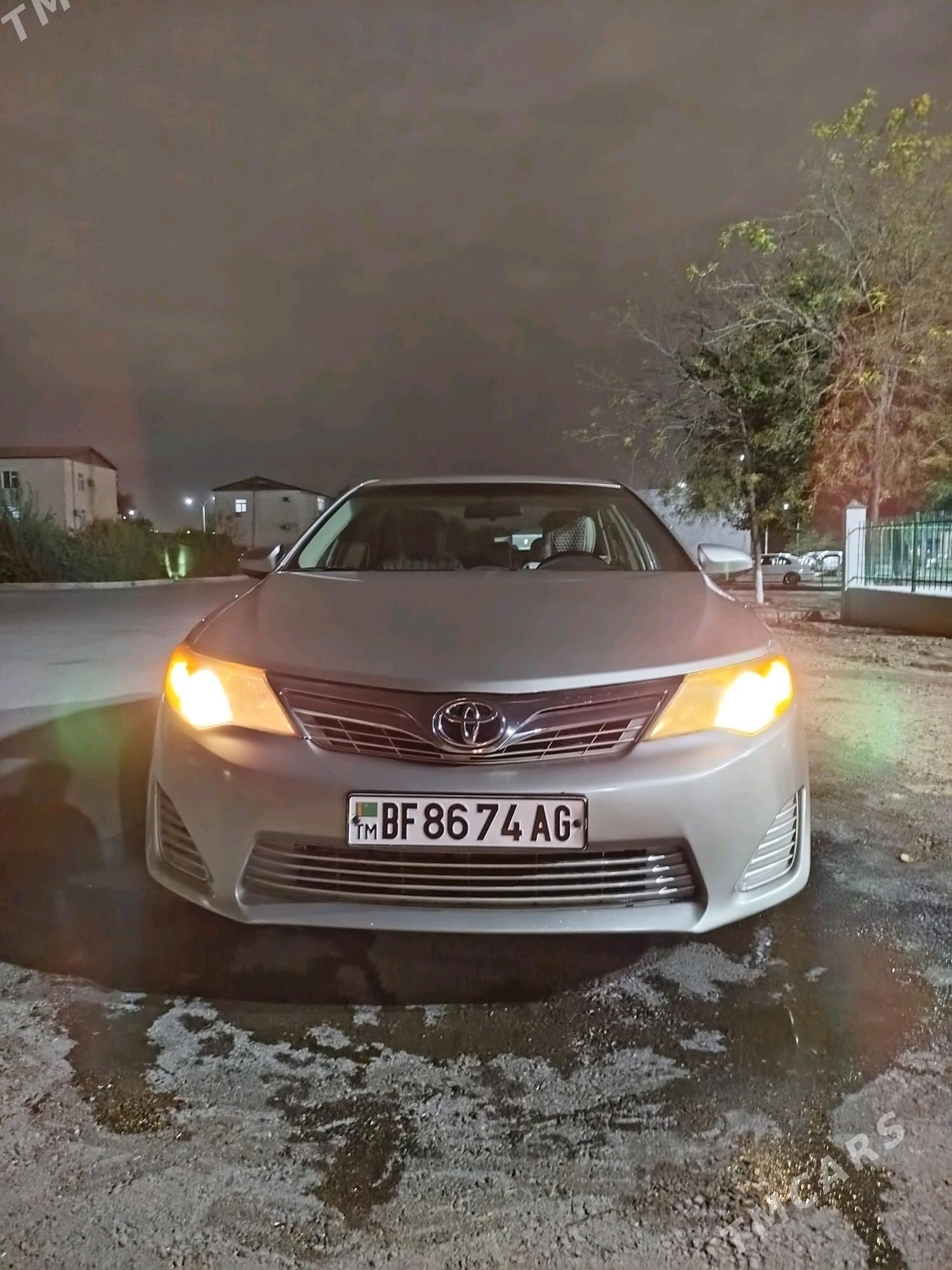 Toyota Camry 2014 - 220 000 TMT - Ашхабад - img 8